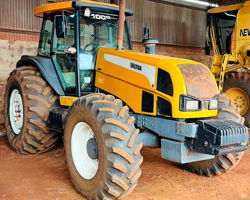 Tractor Valtra BH 180 Perfecto Estado