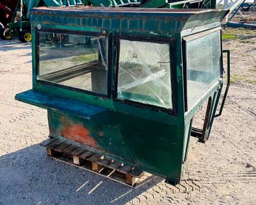 Cabina para Tractor Puerta al Costado.