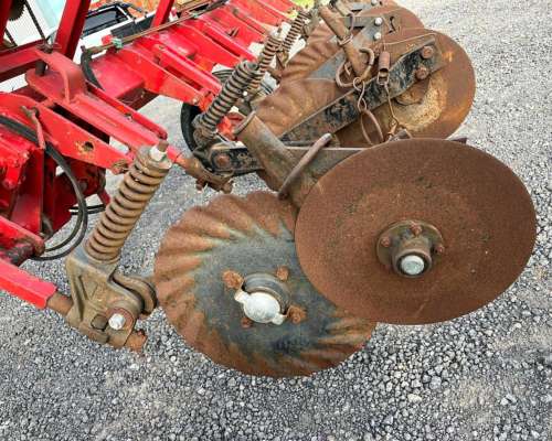 Fertilizador en Linea de 10 Surcos