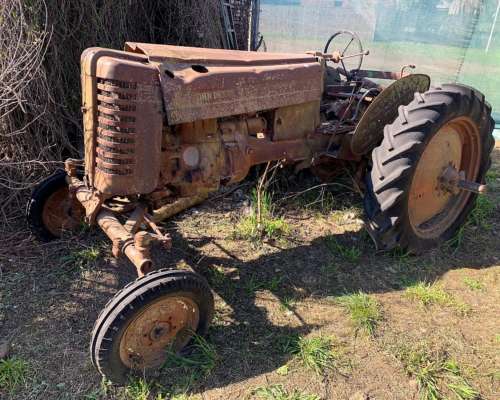 Tractor Jhon Deere 730