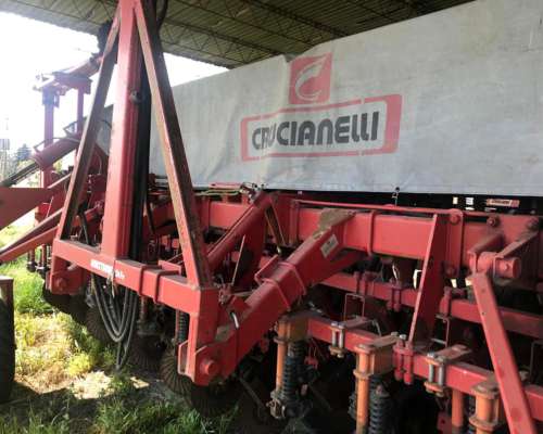 Crucianelli 3120 con Alfalfero