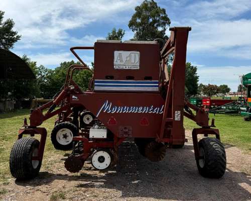 Sembradora Monumental - 18 a 52 - Mecánica - con Monitor
