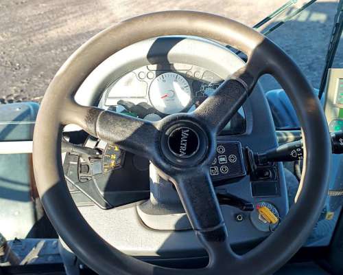 Valtra 170 BT 180 HP 2013