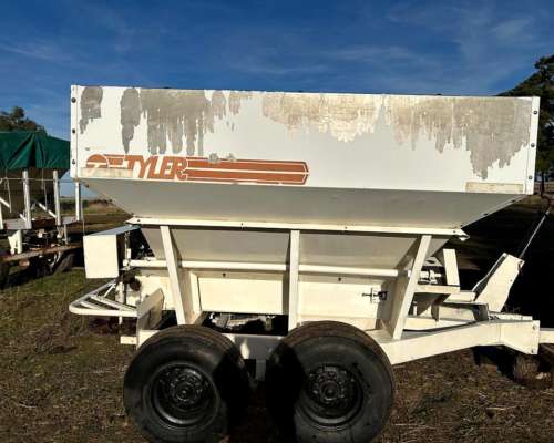 Fertilizadora Tyler Usada al Voleo