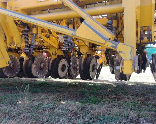 Sembradora Ascanelli Magnum de 39 a 26