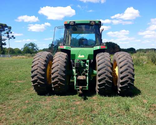 John Deere 8200 año 1998. Dual. 25000 Hs Originales