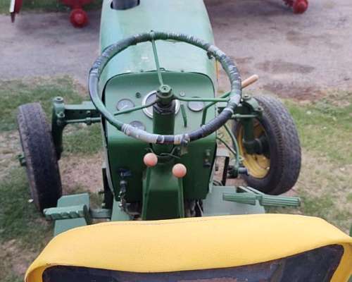 Tractor John Deere 2730 en muy Buen Estado
