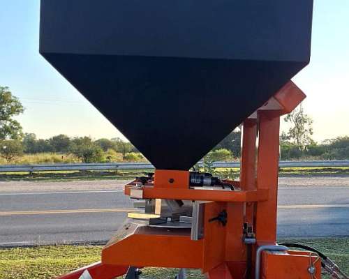 Rolo Triturador M-4500/117 Secman C/sembrador 300 Pasturas