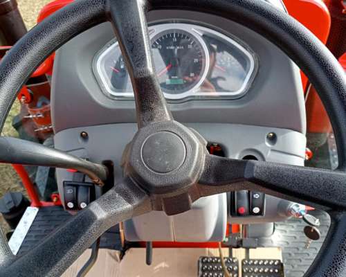 Tractor Hanomag 800/4 Línea Stark
