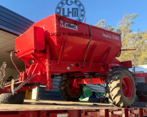 Fertilizadora Yomel Impala 5.000 LITROS/6.000 Kilos