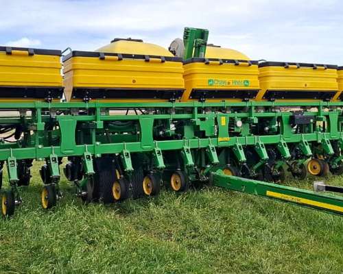 Plantadora Sembradora John Deere 1745, año 2019