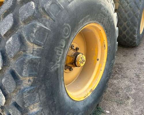 Autodescargable Cerutti Capacidad 20 TN con Balanza