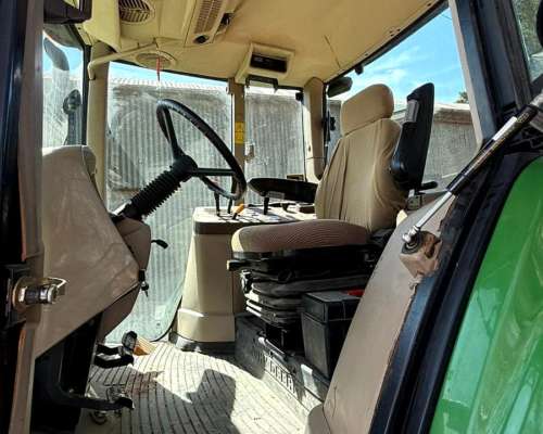 Tractor John Deere 7515