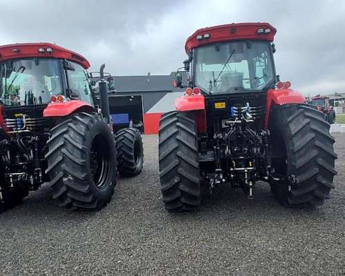 Tractor Traxor Tc1504+ 150 HP 4X4 con 3 Puntos