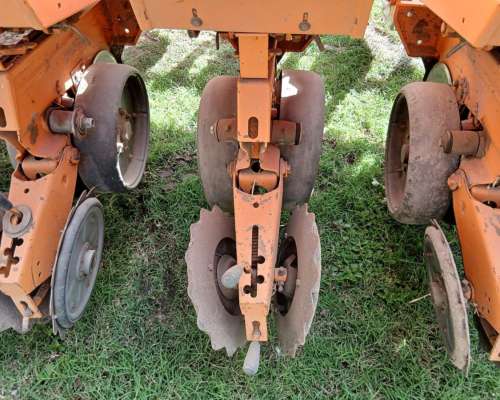 Sembradora Agrometal TX3 9/52 Fert. Linea