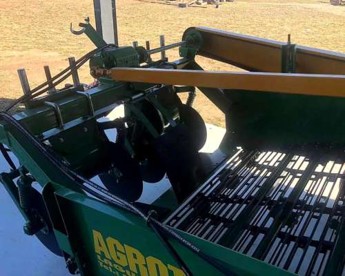 Cosechadora de Papa para 2 Surcos LSP Agrotec