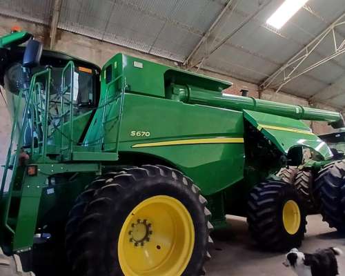 Cosechadora John Deere S 670 Plataforma 640 FD Mod. 2016.