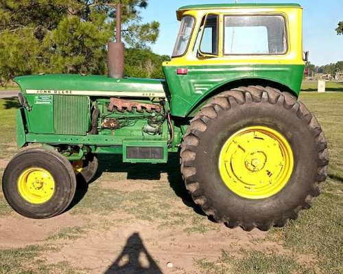 Tractor John Deere 4420
