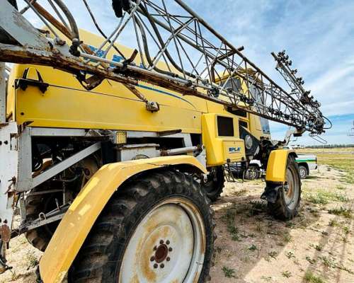 Pulverizadora Autopropulsada Pla MAP II 2700 año 2007.