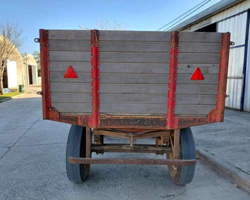 Acoplado de Madera con Baranda