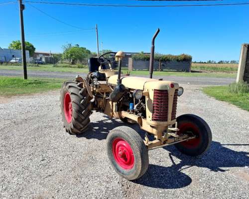 Vendo Tractor Zetor 25a año 1954.