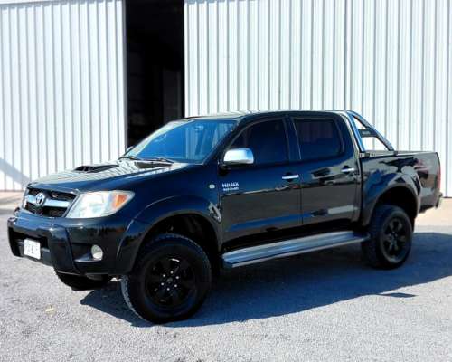 Toyota Hilux SRV 4X4 año 2007 340.000 km