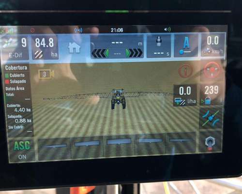 Pulverizadora Pla MAP 3000 - 28m - Trocha 2.10 - Piloto