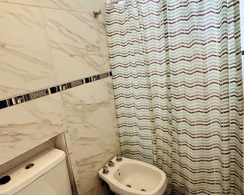 Casa de Tres Dormitorios. Alegre. Ranchos