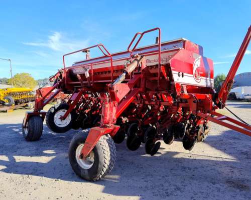 Sembradora Crucianelli Pionera 21/23