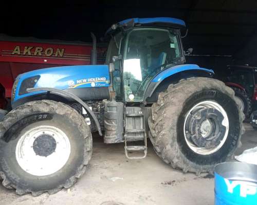 Tractor New Holland T7.245, año 2015