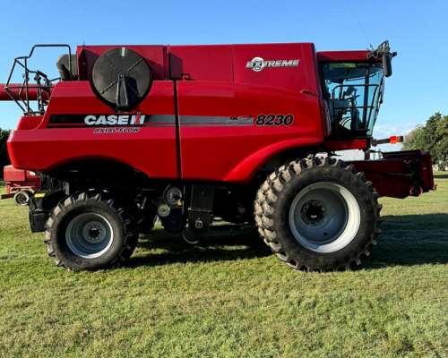 Cosechadora Case 8230 2018 - Draper Maizco 40 - 4.800 Hs