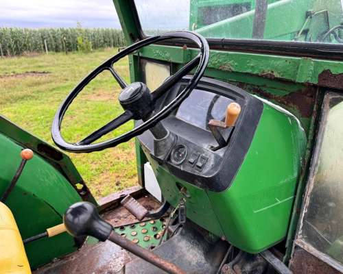 John Deere 5400 con Pala