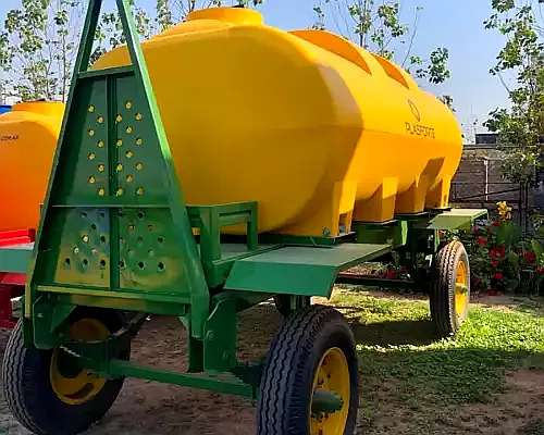 Acoplado Tanque Marca Plasforte