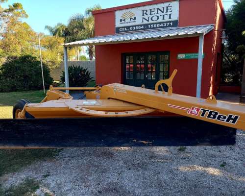 Niveladora de Arrastre Tbeh N4 con Gomas Nueva.