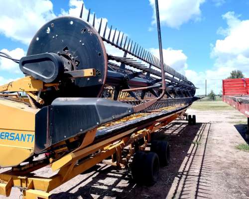 Cosechadora New Holland, CR 9060, año 2009, Draper 35