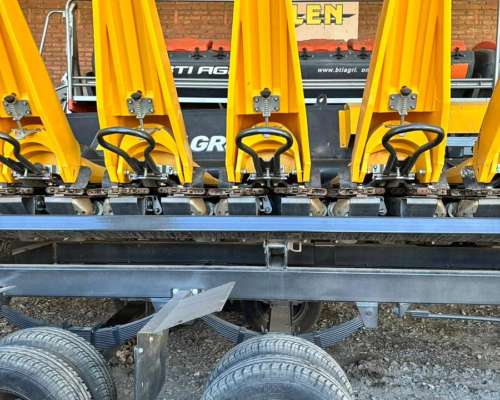 Cabezal Maicero de Grande 14 Surcos