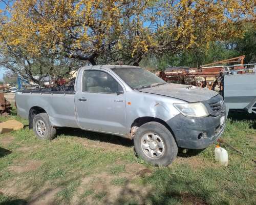 Vendo Permuto Toyota Hilux 2014 .cabina Simple