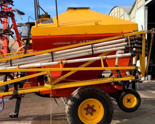 Fertilizadora Altina HP 3918