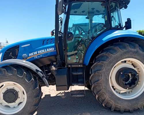 38 - Tractor New Holland T5.110.s. Usado