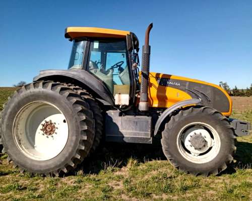 Tractor Valtra BT210 225 HP Usado año 2018