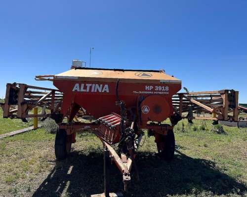 Fertizadora Neumática Altina Usada