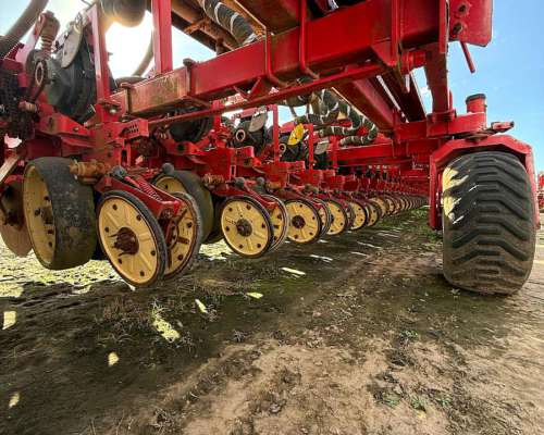 Sembradora Giorgi Precisa 8000 Neumatica 40l a 52,5cm