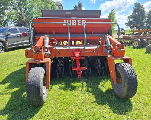Sembradora Juber 2018 de 14 a 21 con Alfalfero