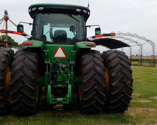 John Deere 8310 R. año 2013. Americano. 7400 HS. Piloto