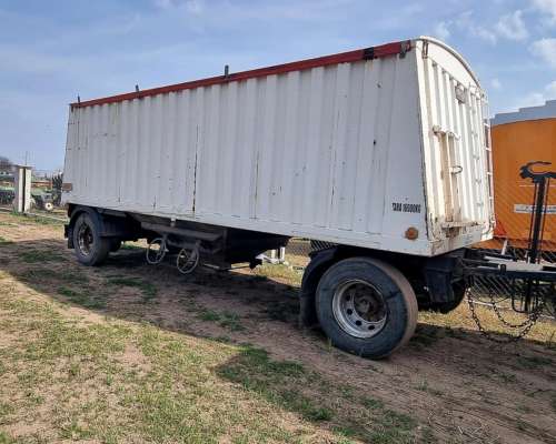 Equipo Tipo Full Trailer Acoplado de 2 Ejes y Semi de 1 Eje