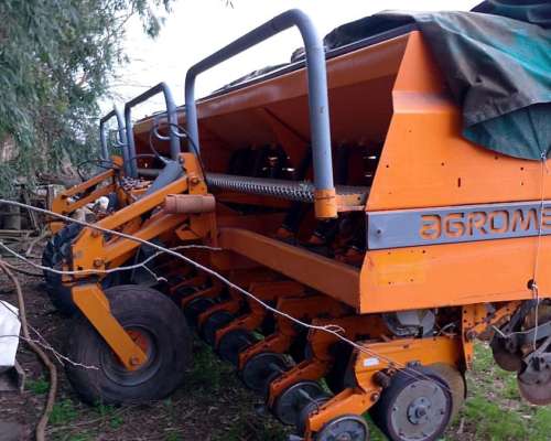 Sembradora Agrometal 16l a 52,5cm Neumatica Clic 2