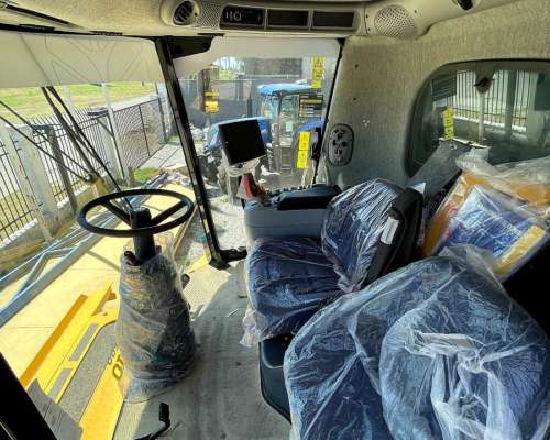 Cosechadora New Holland CR6.80 - 310 HP - Nueva