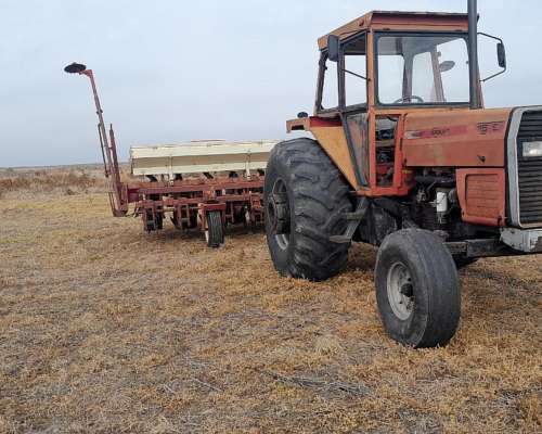 Massey Ferguson 1615 y Giorgi G6000
