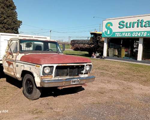 Ford F250 con Caja