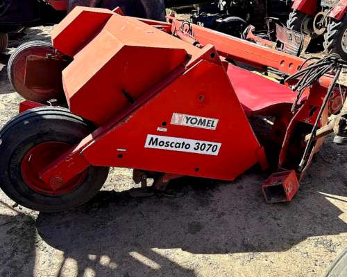 Segadora Moscato 3070 de 2.90 Metros Yomel de Arrastre